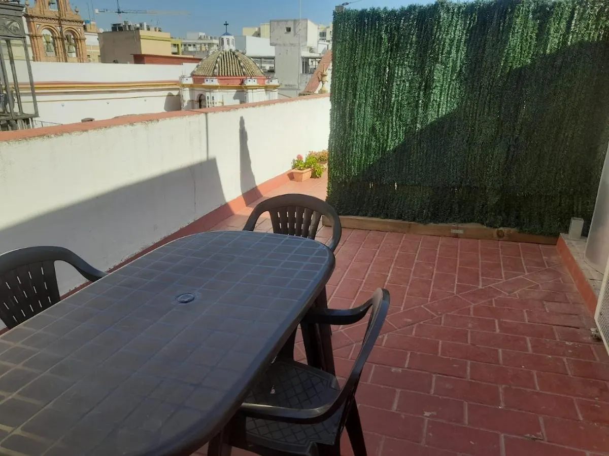Hostel Urban Sevilla 2*, Seville